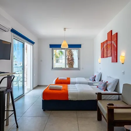 Apartman Tangerine With Pool In Ajía Nápa